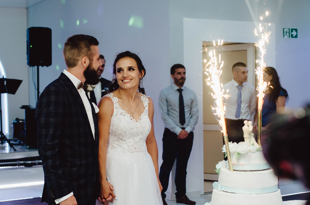 Zajazd u Reja Nagłowice - Damian i Joanna 67 Obrazek posiada pusty atrybut alt; plik o nazwie Zajaz-u-reja-naglowice-fotograf-na-slub-videofilmowanie-67.jpg